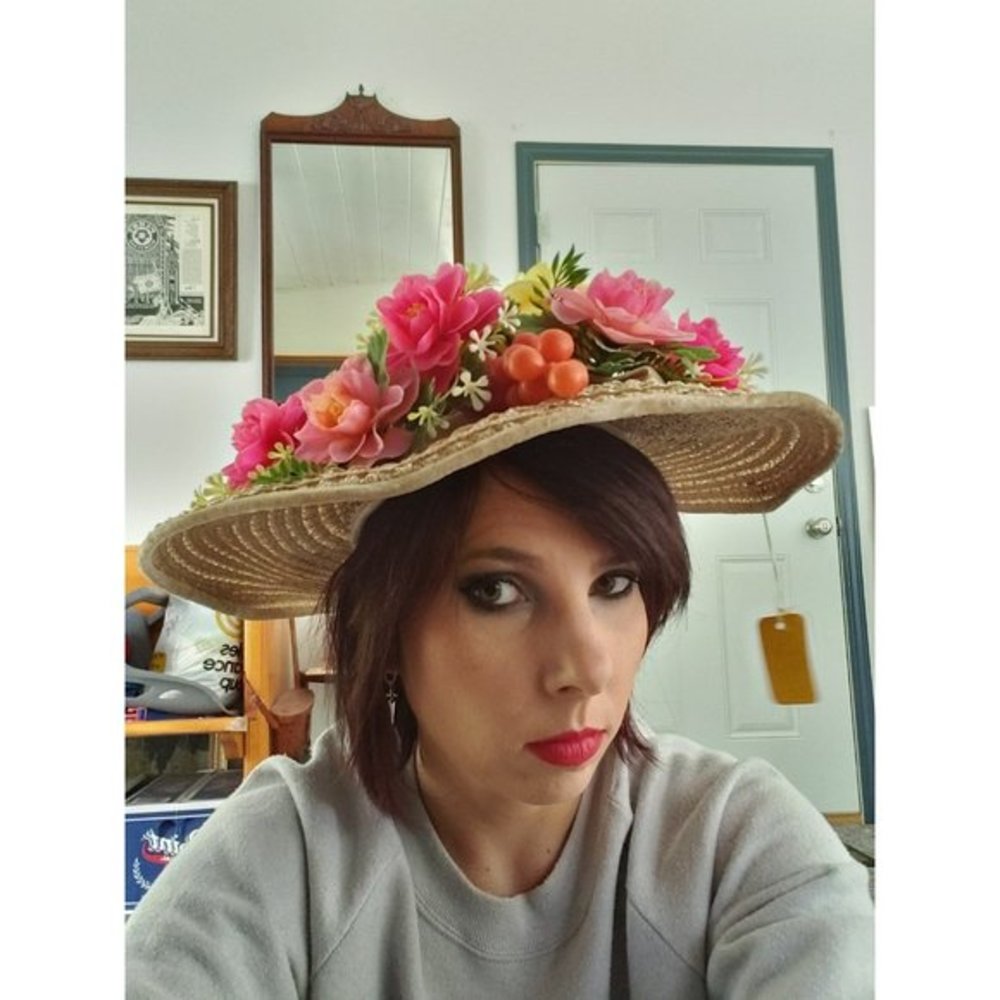 NWT Vintage Sunhat with Faux Flowers‎ - Picture 7 of 7